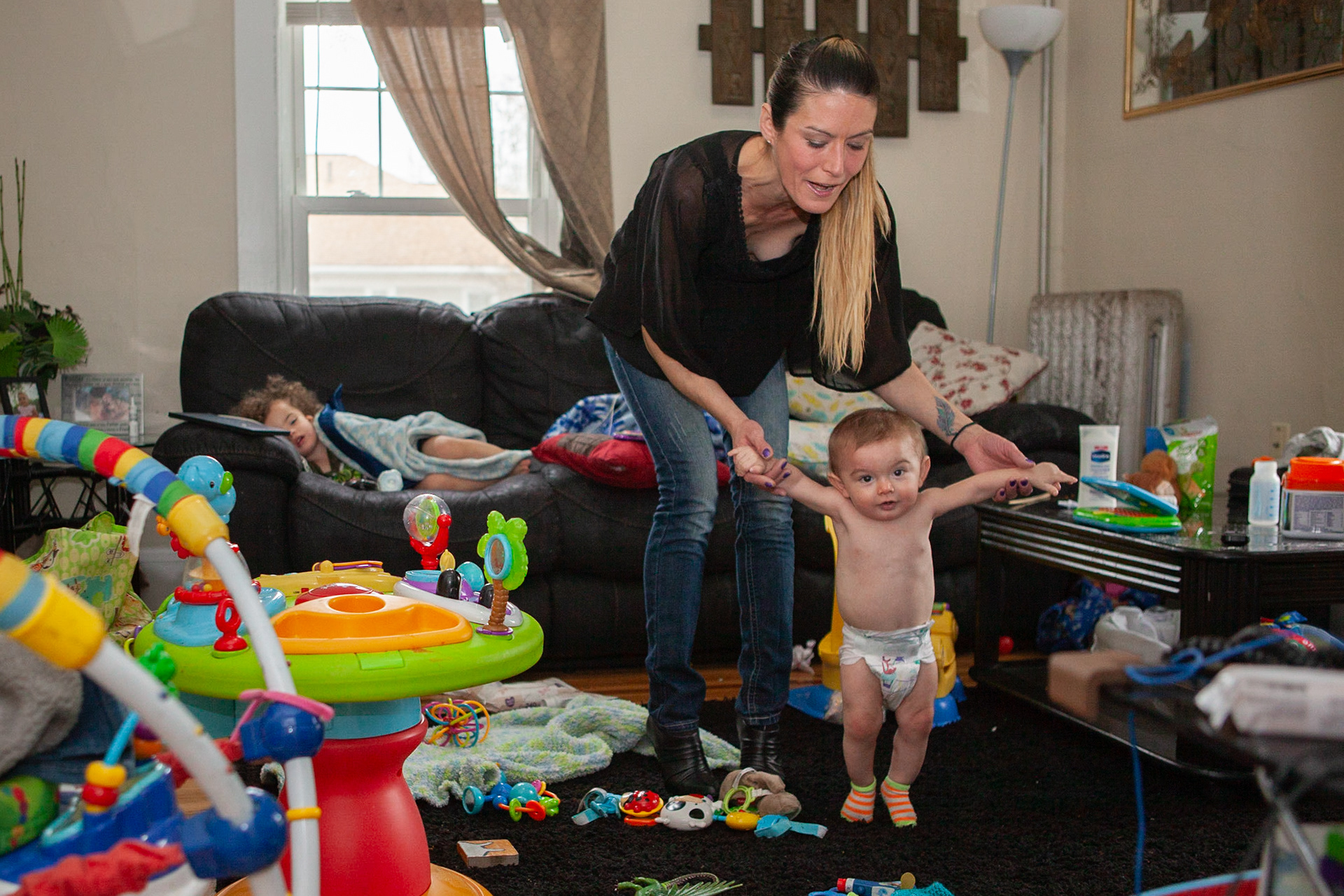 Cary at home with her children